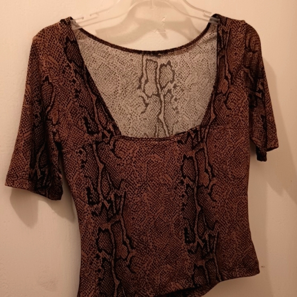 Crop top - Picture 3 of 3
